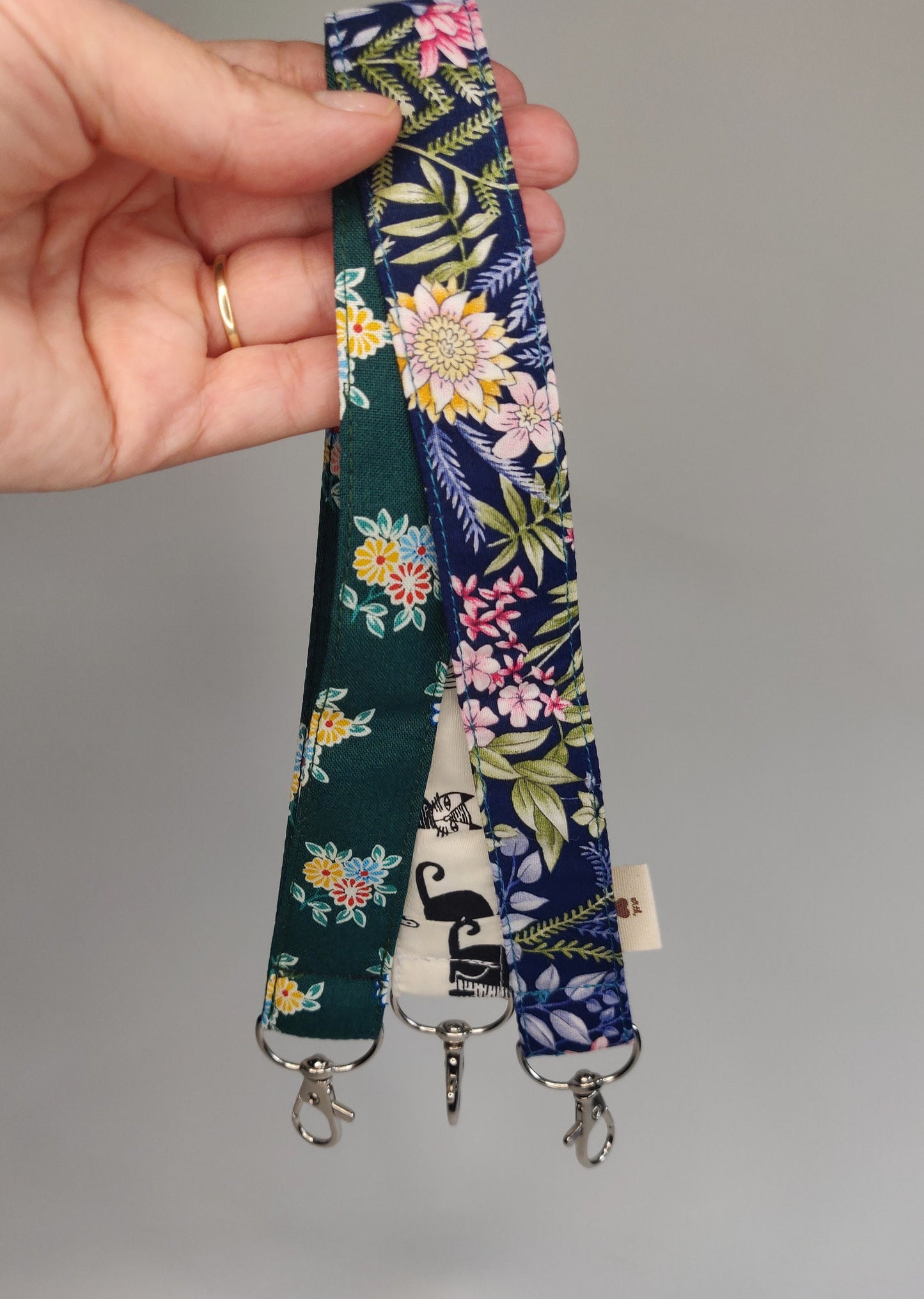 Floral Cotton Wristlet Keychain: Silver Swivel Clasp Keyring