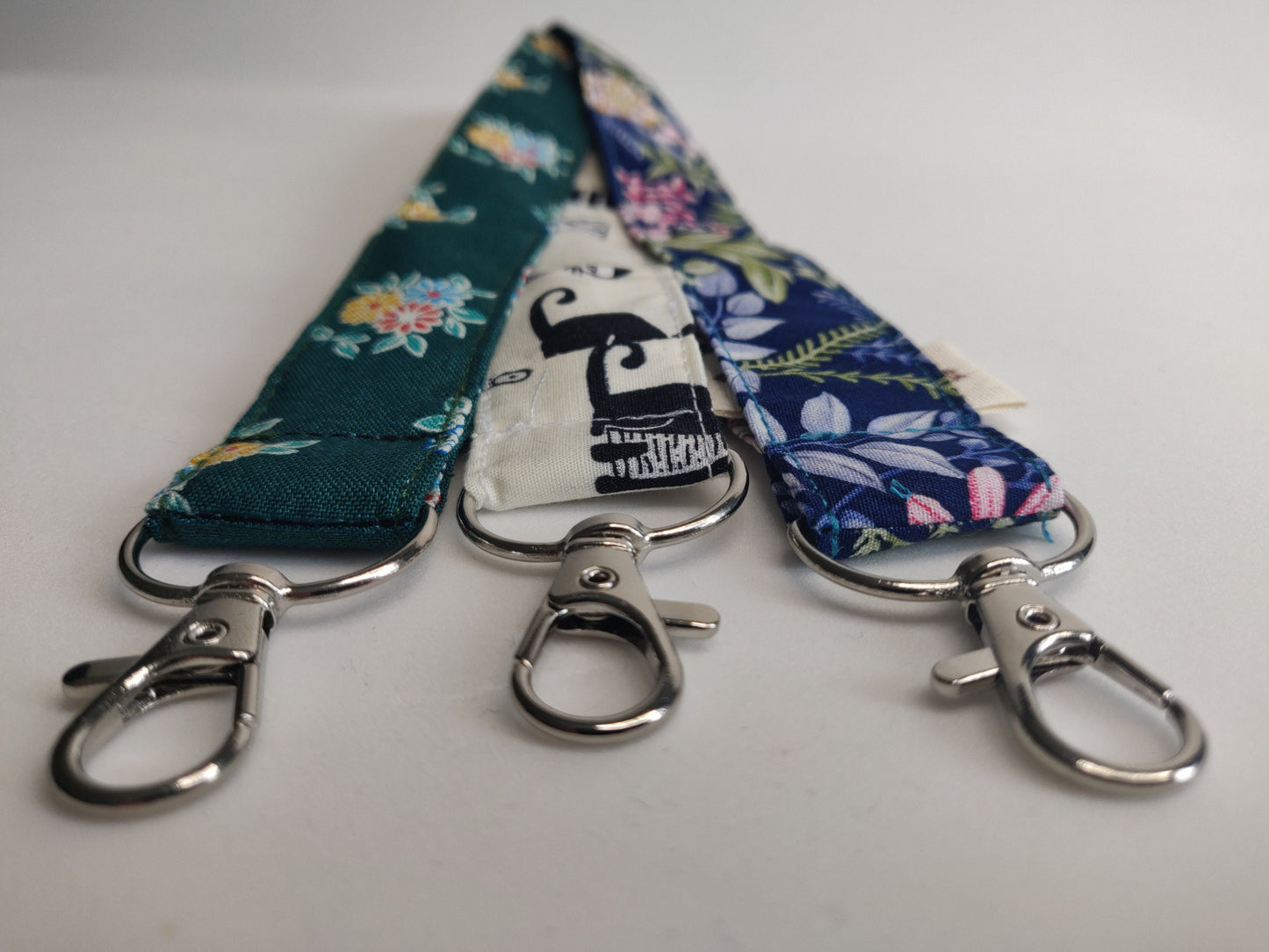 Floral Cotton Wristlet Keychain: Silver Swivel Clasp Keyring