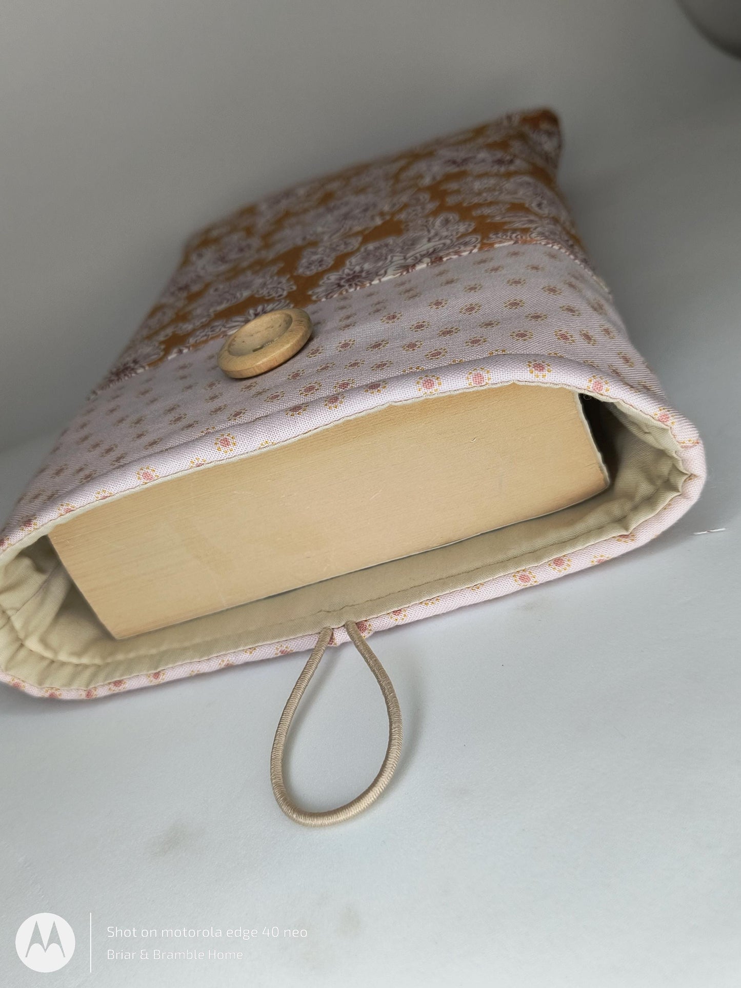 Peach Fuzz Floral Padded Book Sleeve: Cotton Kindle Cover