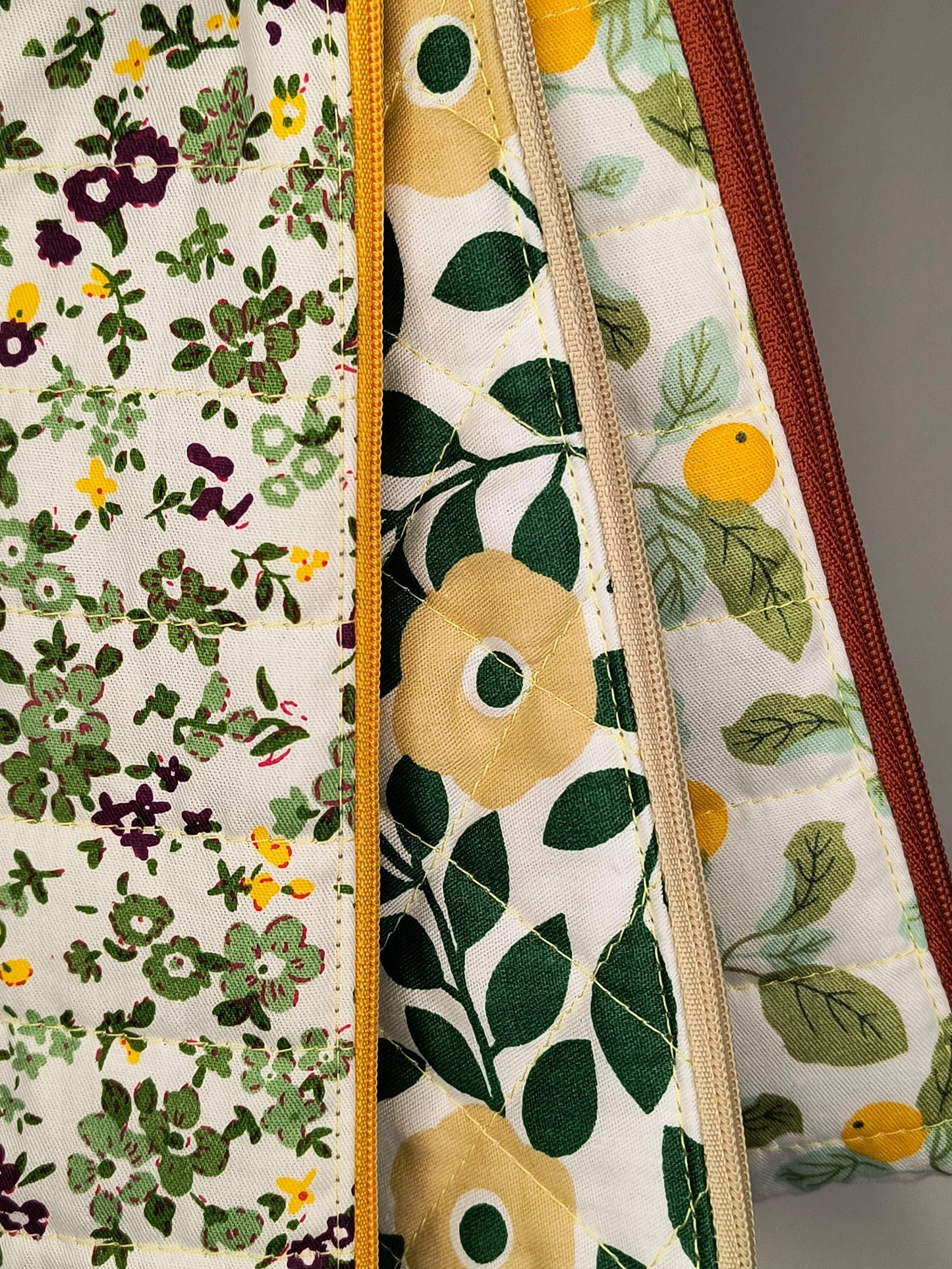 Floral Print Pencil Case: Quilted Cotton Zipper Pouch