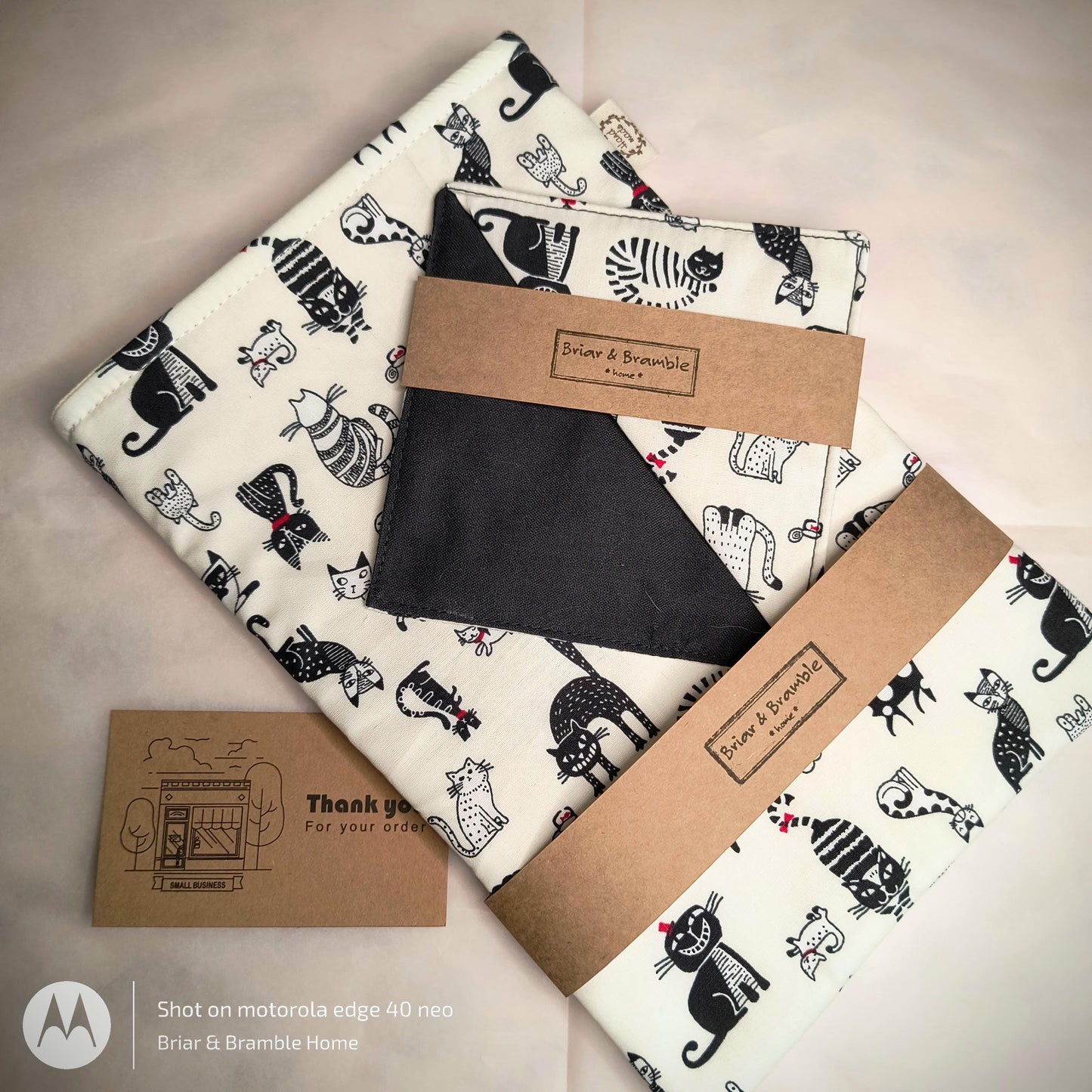 Cat Book Sleeve & Bookmark Set: Cotton Book Cosy Gift