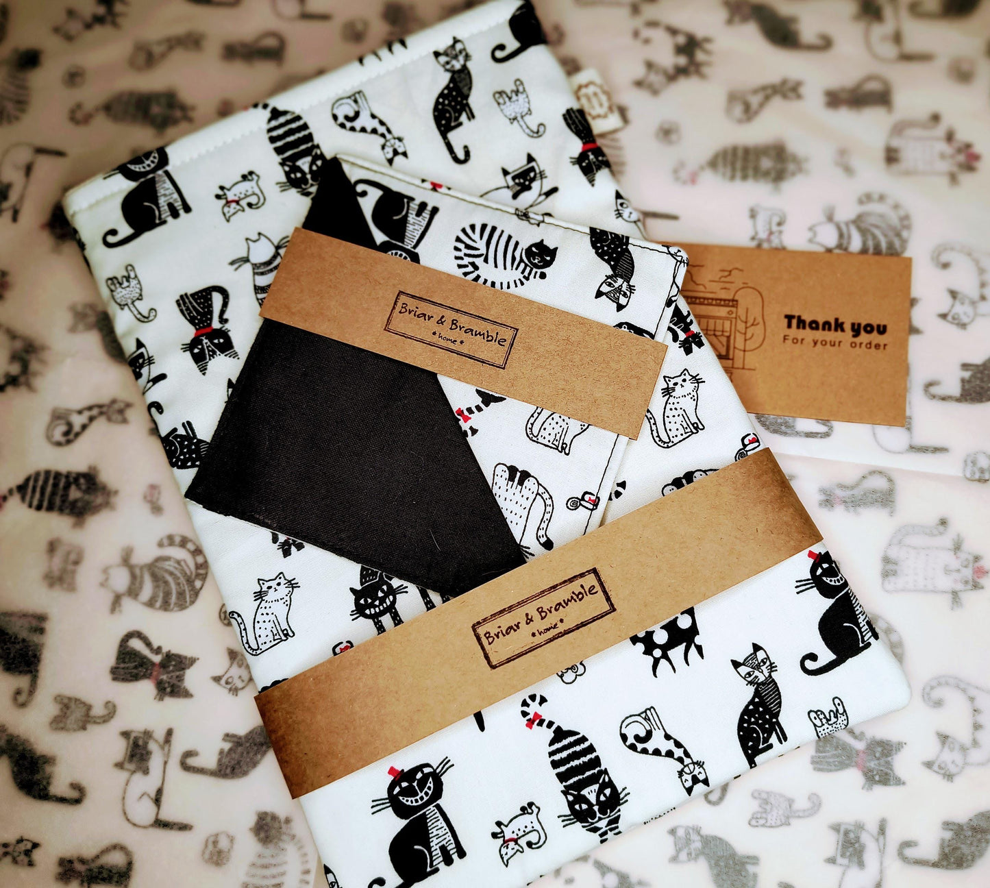 Cat Book Sleeve & Bookmark Set: Cotton Book Cosy Gift