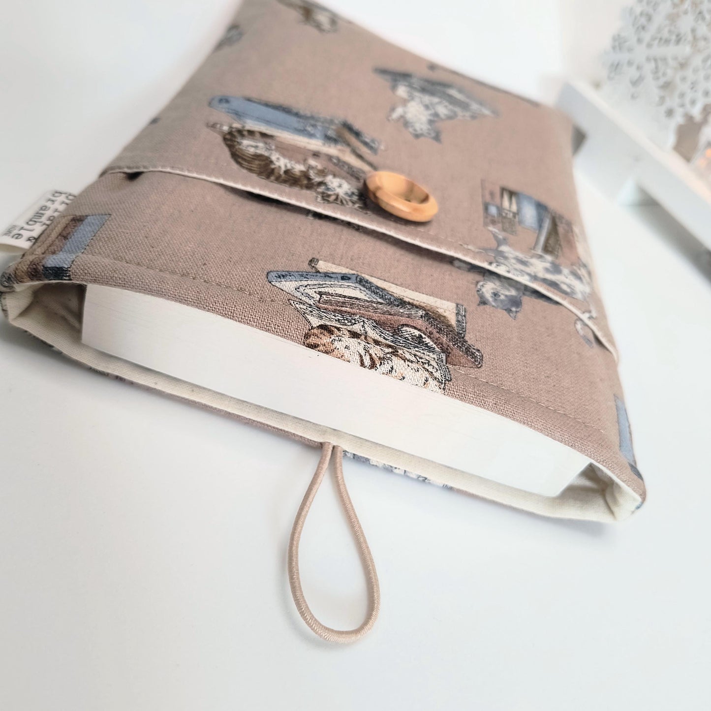 Handmade Cat Book Sleeve: Padded Linen Book Cover with Pocket