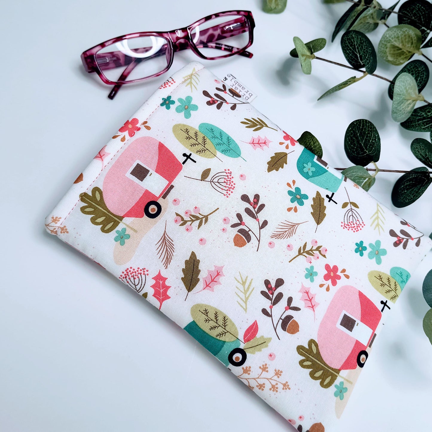 Padded Kindle eReader Cover: Vintage Caravan Print Sleeve