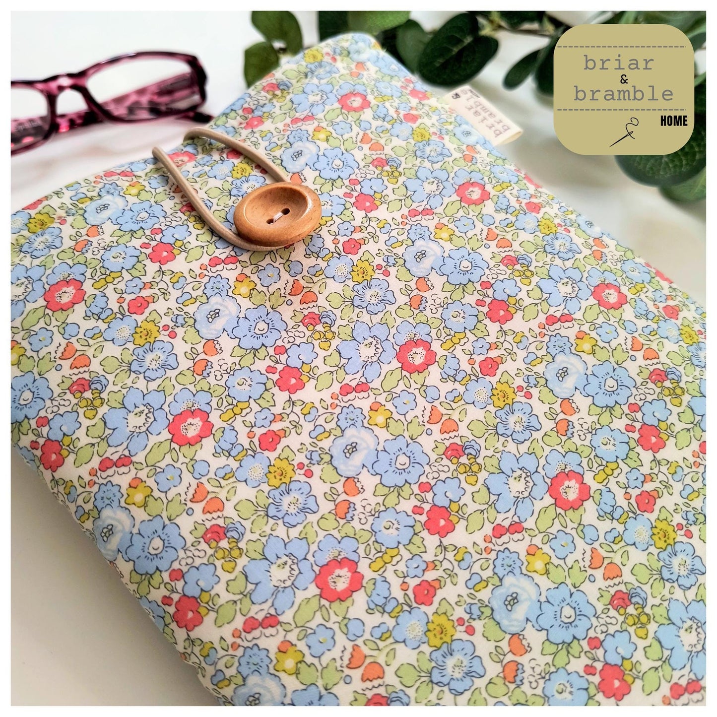 Liberty London Book Sleeve: Floral Cotton Padded Book Cover