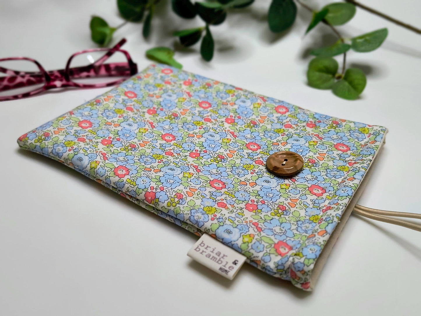 Floral Kindle Cover: LIBERTY London Tana Lawn Padded eReader Sleeve