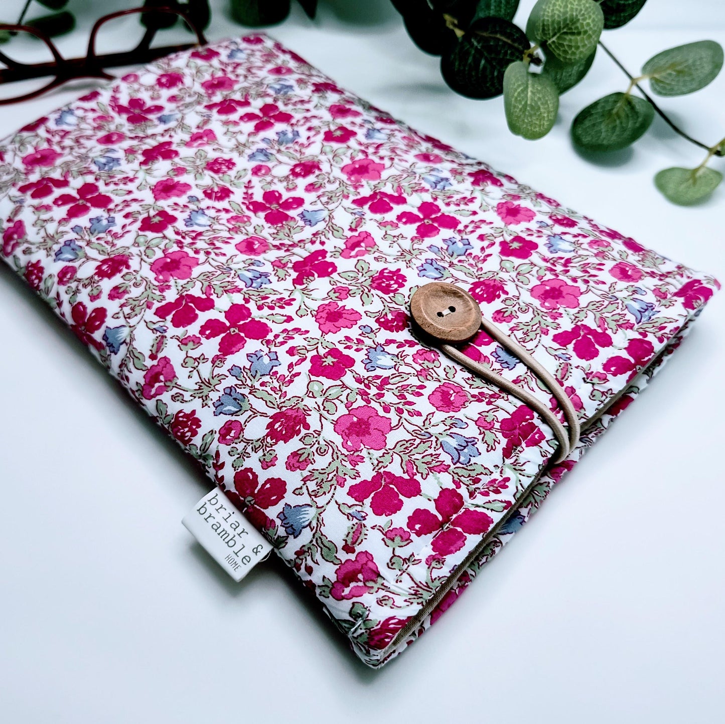 Liberty of London Book Sleeve: Pink Floral Print Reading Cover