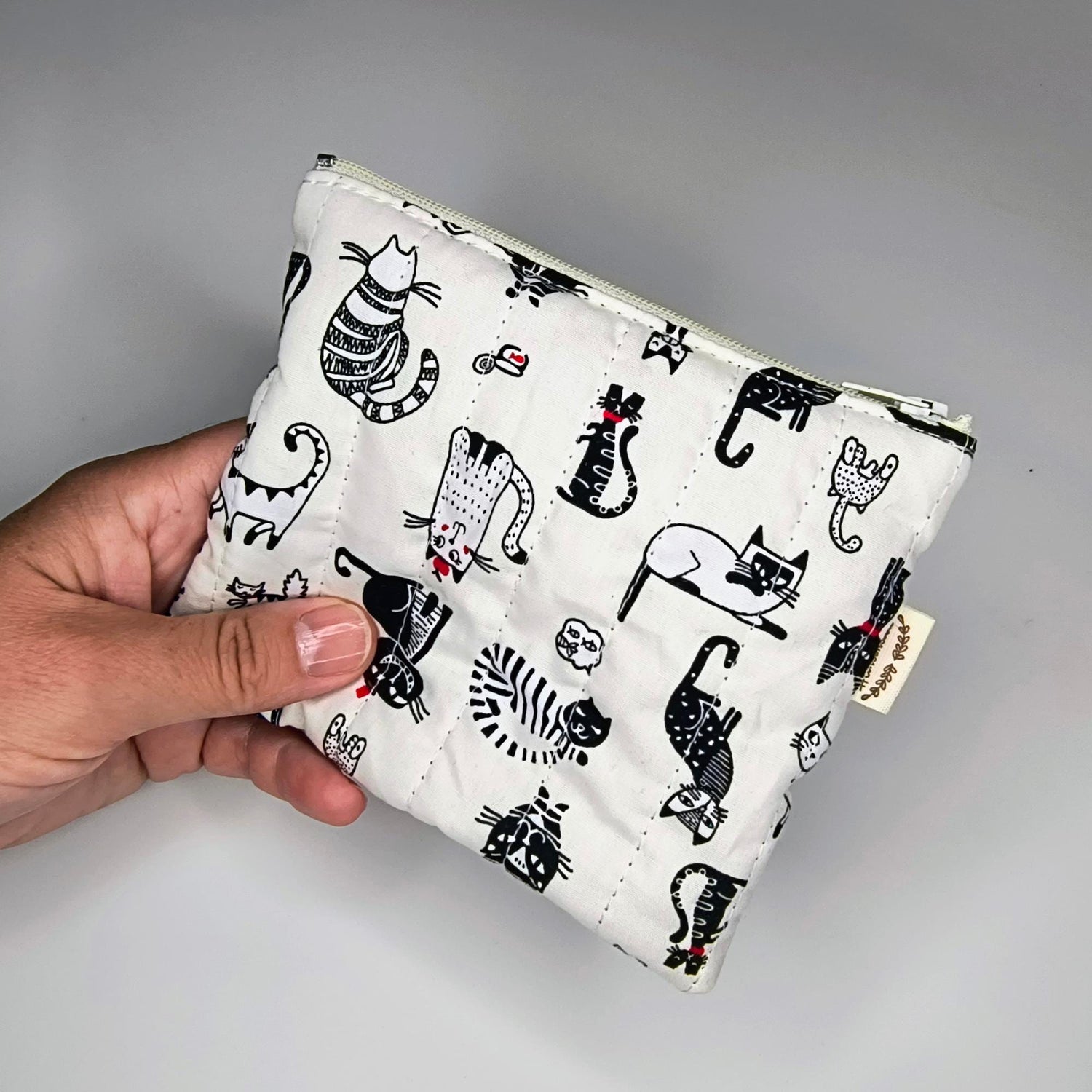 Quilted Coin Purse: Cat Print Padded Zipper Pouch