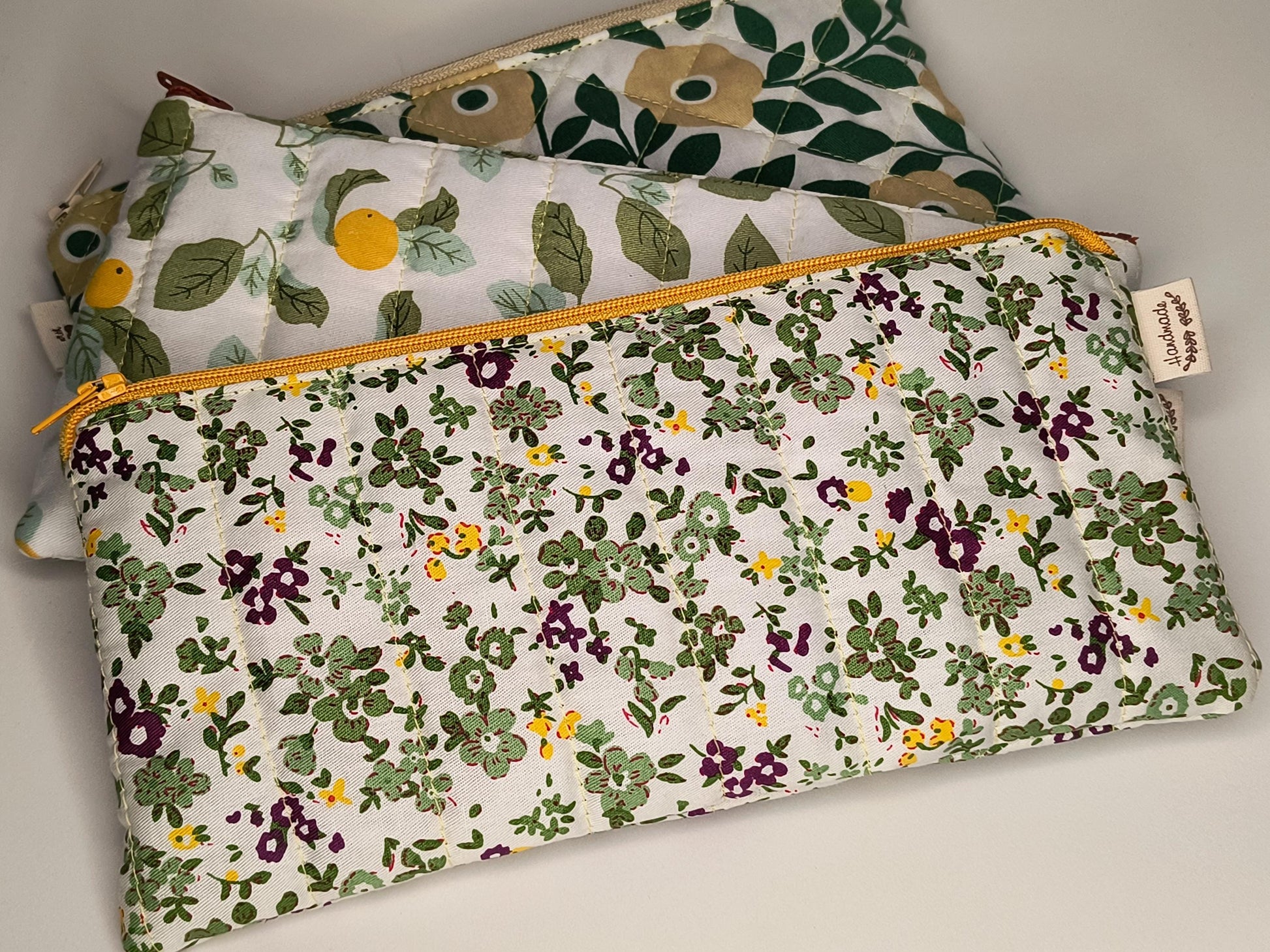 Floral Print Pencil Case: Quilted Cotton Zipper Pouch
