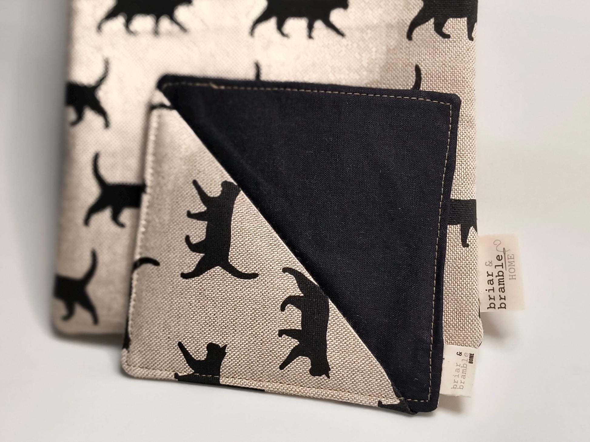 Black Cat Silhouette Corner Bookmark: Book Lover Gift