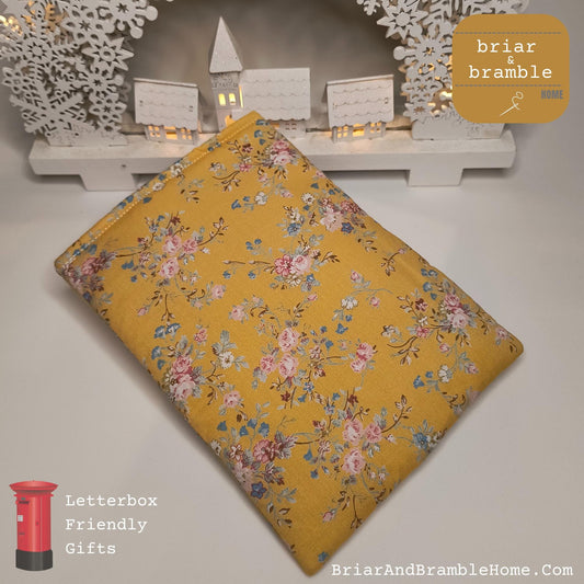 Floral Kindle Paperwhite Sleeve: Yellow Ditsy Print, Snug Reader Cover