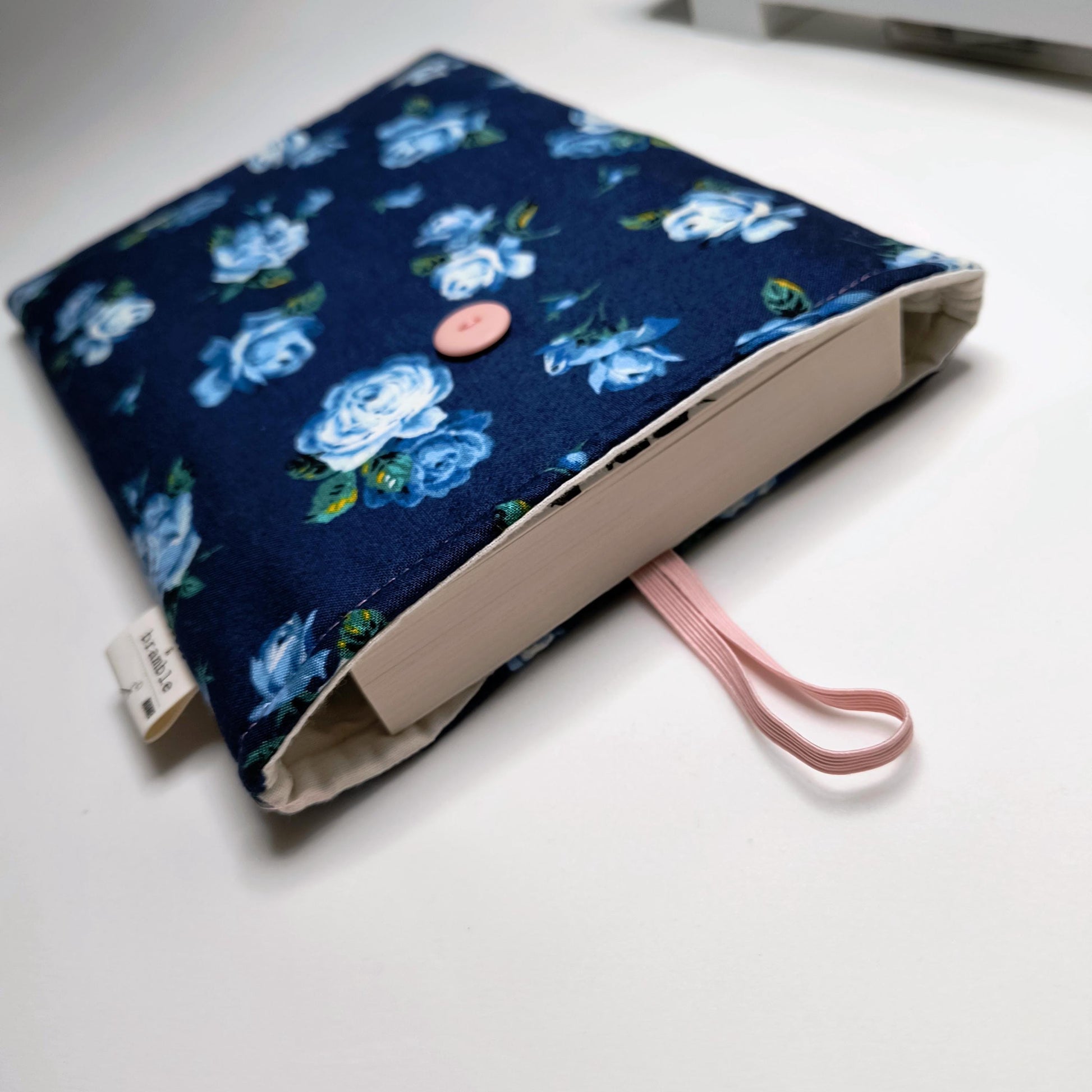 Liberty London Book Sleeve: Blue Rose Reader Snug