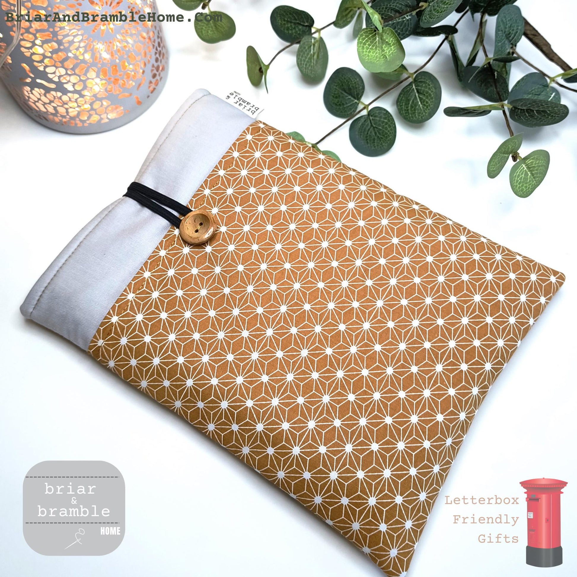 Geo Print Book Sleeve: Padded Book Protector with Pocket