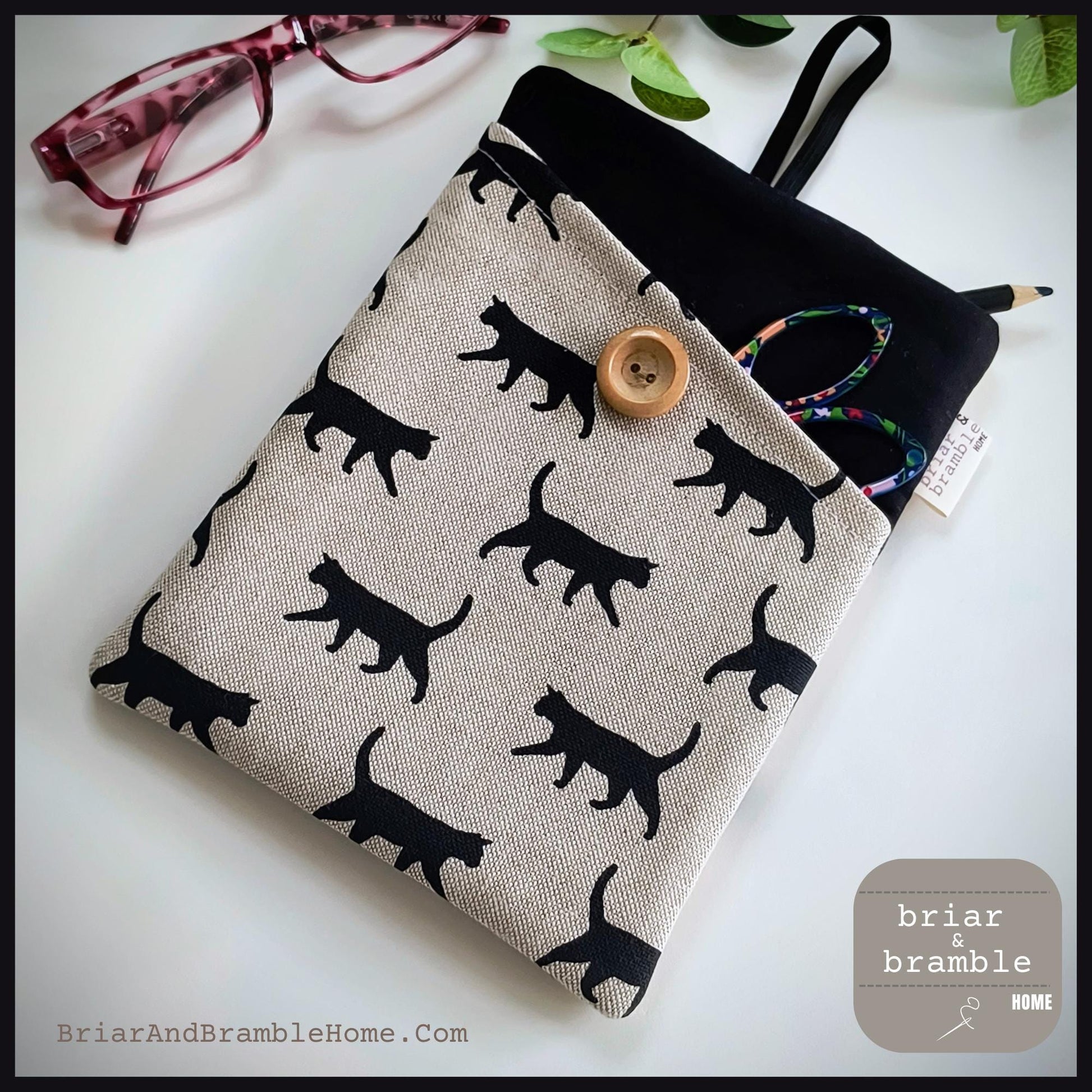 Cat Print Kindle Cover: Padded Cotton eReader Sleeve
