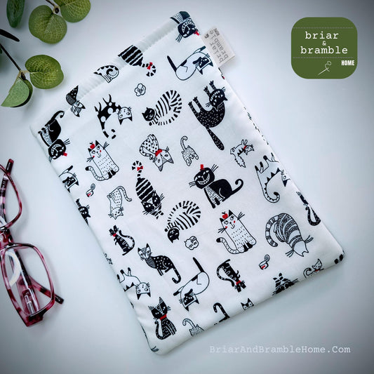 Cat Print Kindle Sleeve: Padded Cotton eReader Cover