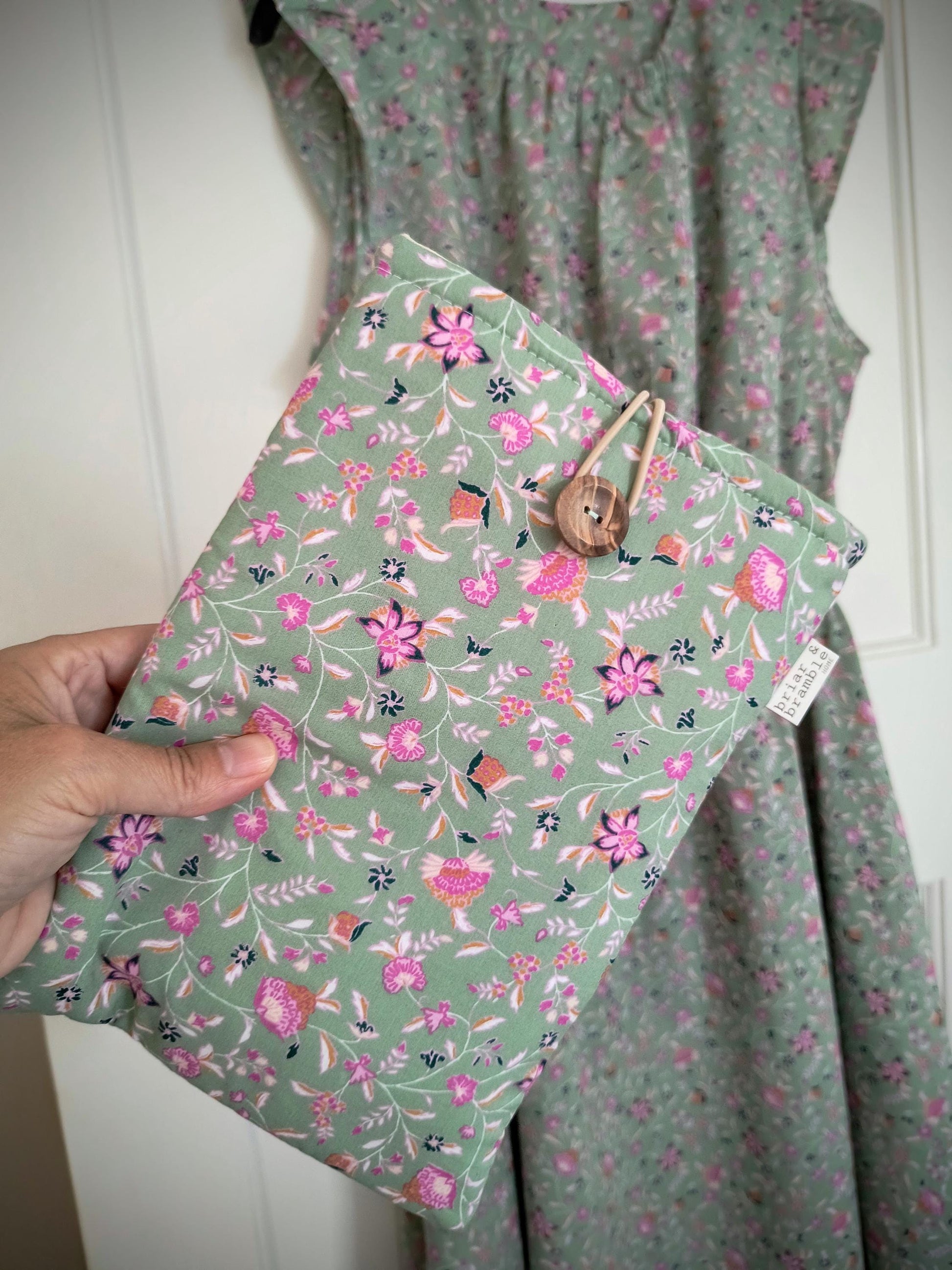 Floral Cotton Book Sleeve: Bookish Travel Companion