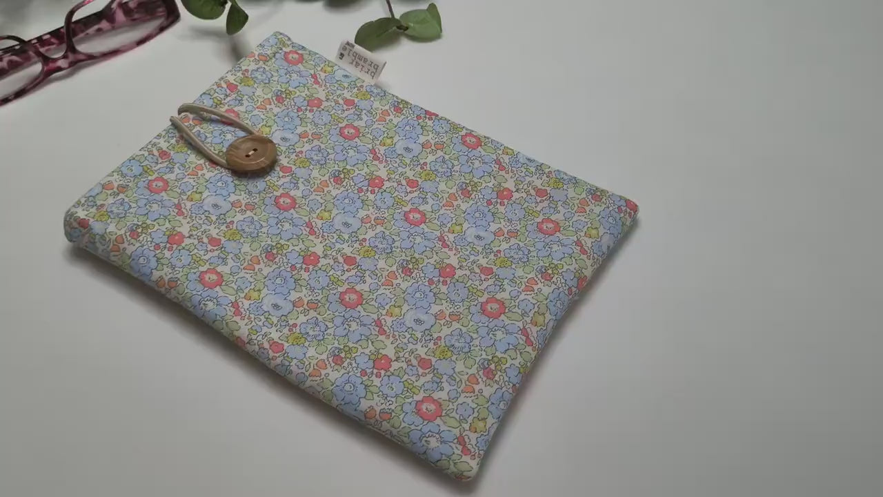 Floral Kindle Cover: LIBERTY London Tana Lawn Padded eReader Sleeve