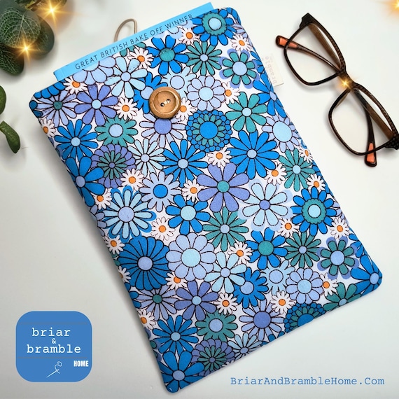 Vintage Flower Power Book Sleeve - Padded Book Pouch for Reading Lover, Blue